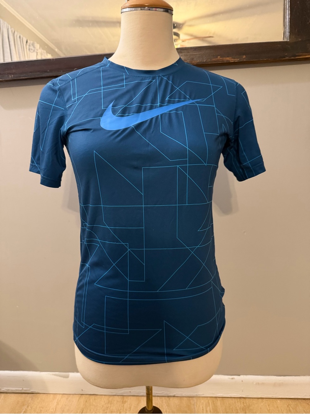 Nike Dri Fit Boys Blue Short Sleeve Athletic T-Shirt XL